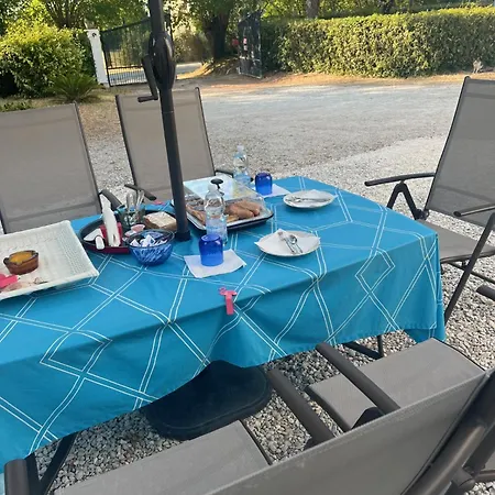 Pina - 1 فندق مبيت وإفطار مونتيهمارثيانو